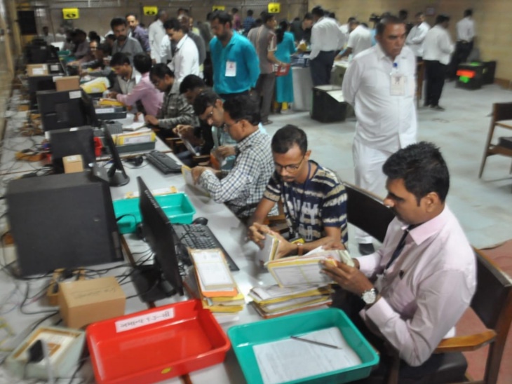 Gujarat BJP leading in 4 seats, Cong ahead in 1 GG2