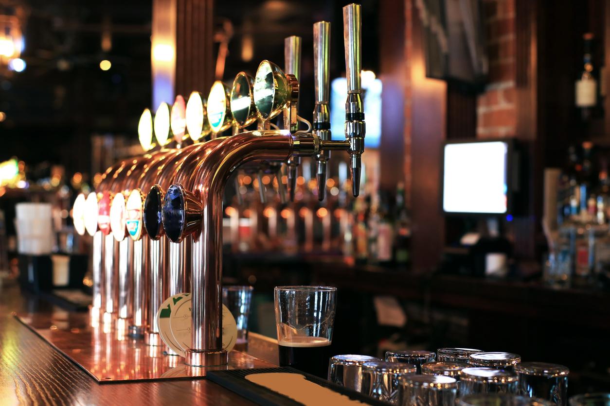 UK pubs cheered by first rising numbers in a decade - GG2