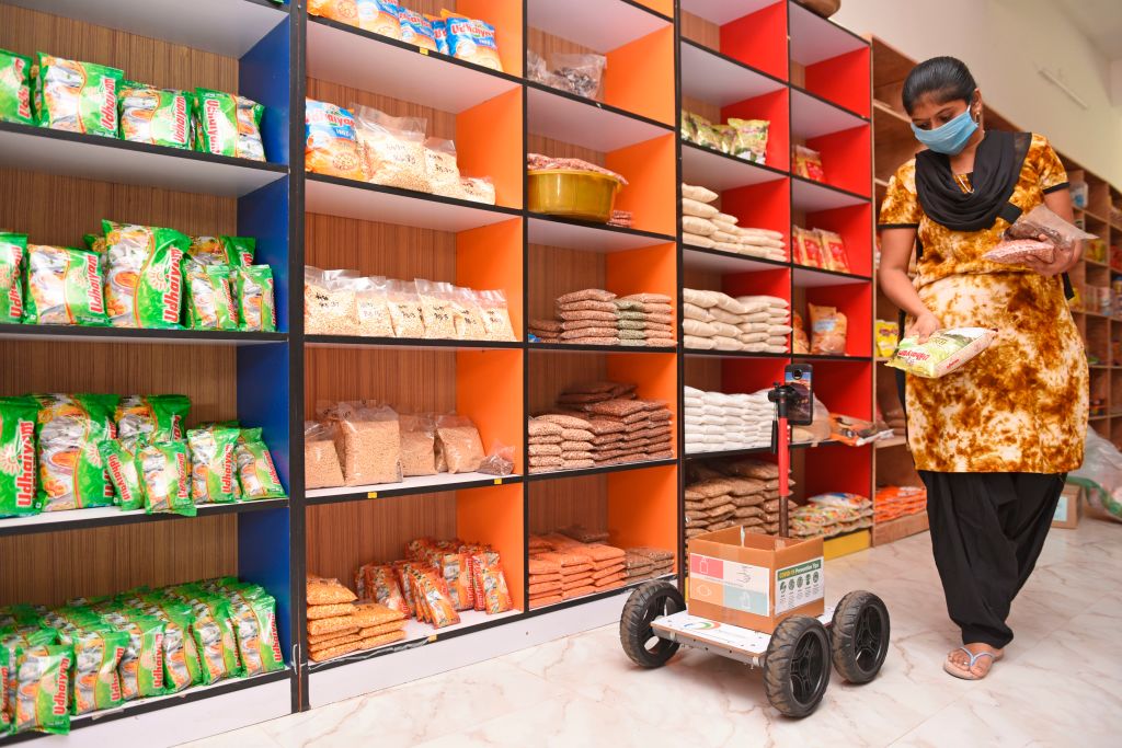 Robot shopper helps Indian engineer maintain social distancing 1 GettyImages 1212846436