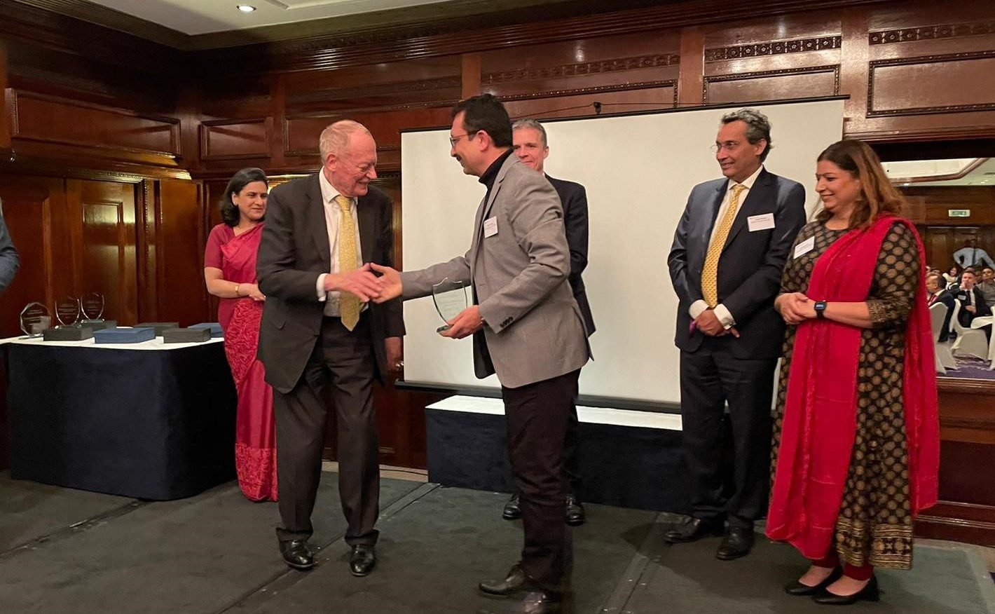 Insync Bikes among fastest growing Indianowned companies in UK GG2