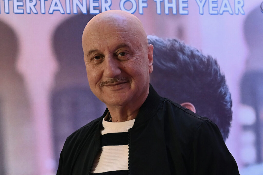 Actors are not supposed to be crusaders, says Anupam Kher GG2