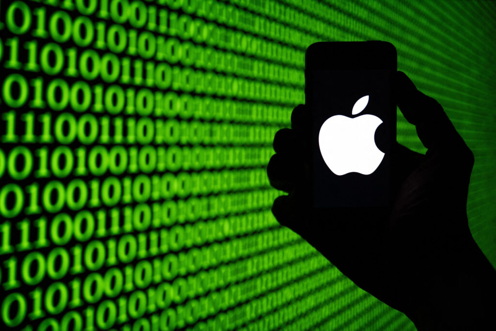 Apple warns of 'mercenary spyware attack' on users in India, 91 other countries - GG2